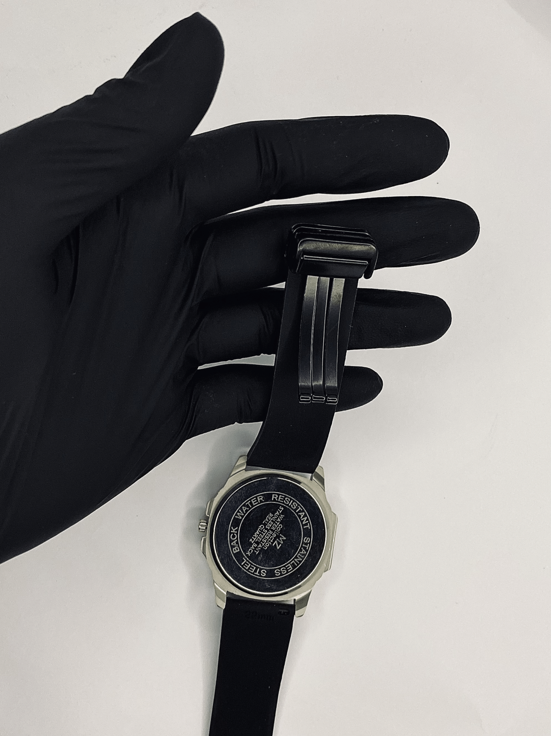 Aura TOMI Premium Magnetic Lock Watch - Edition 2026